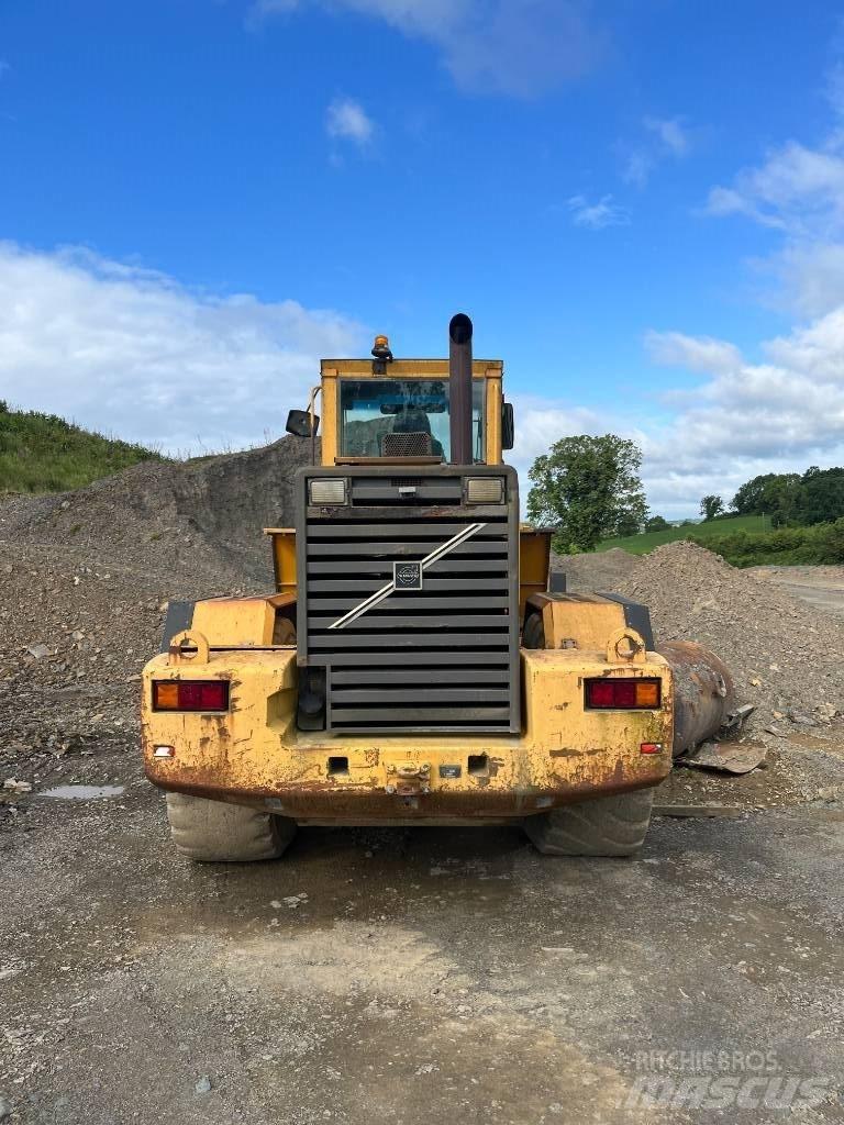 Volvo L 180 C 轮式装载机