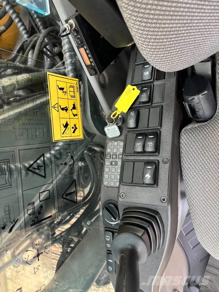 Volvo EC 140 DL 履带挖掘机