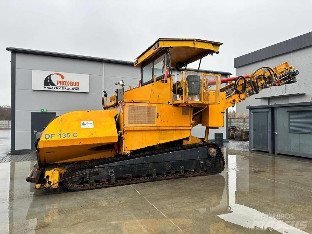 Demag DF 135 C 沥青摊铺机