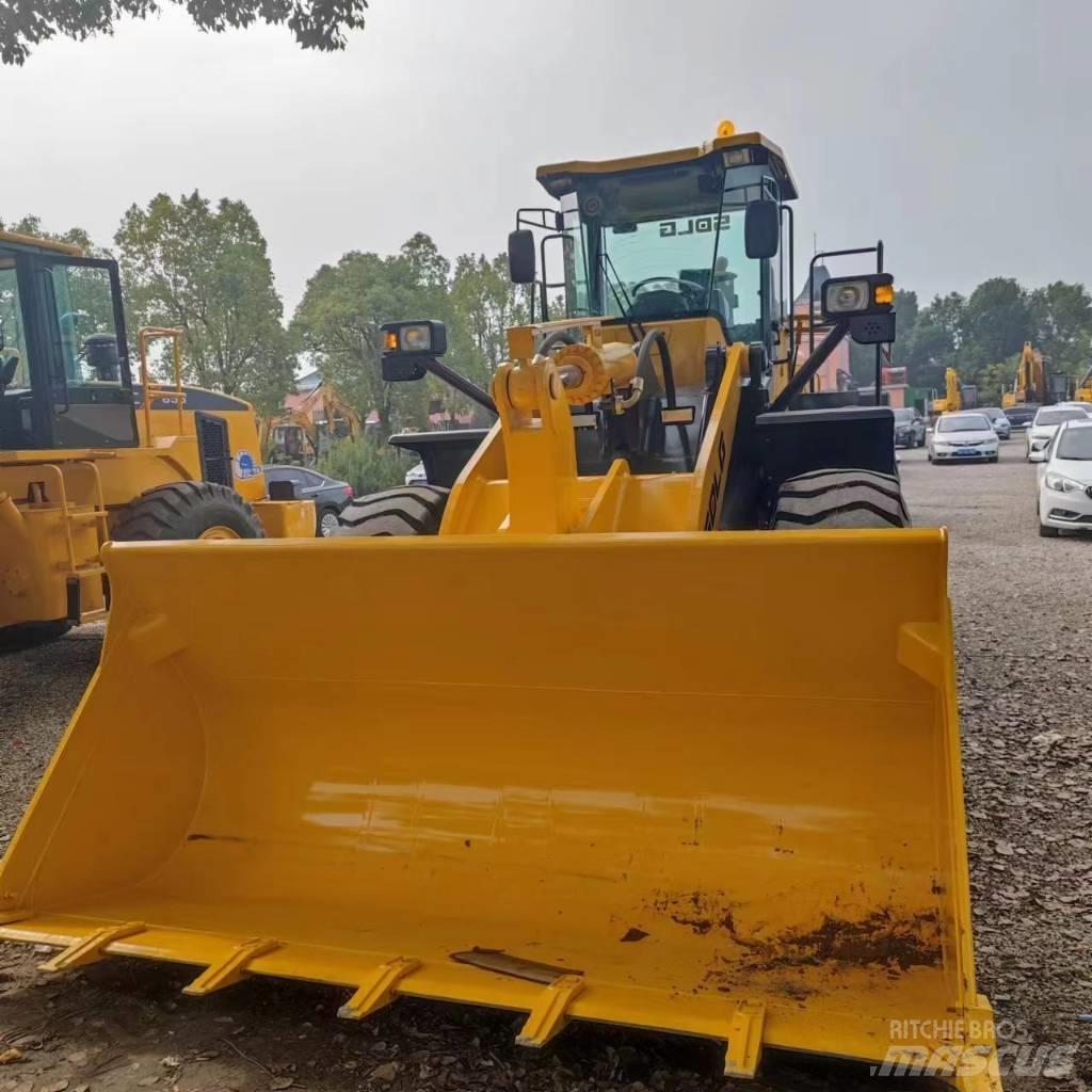 SDLG 956L 轮式装载机