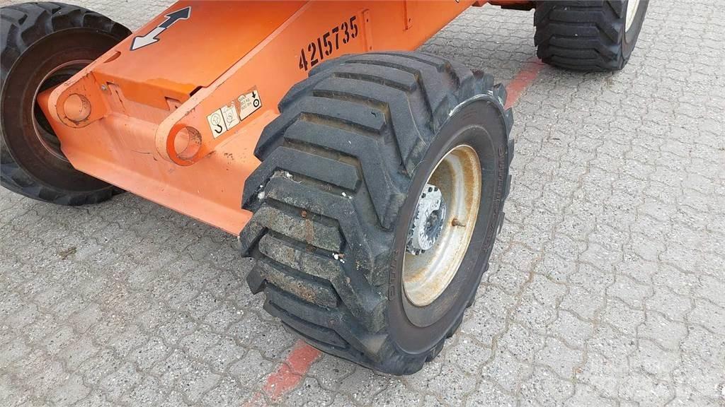 JLG 450AJ 曲臂高空工作平台