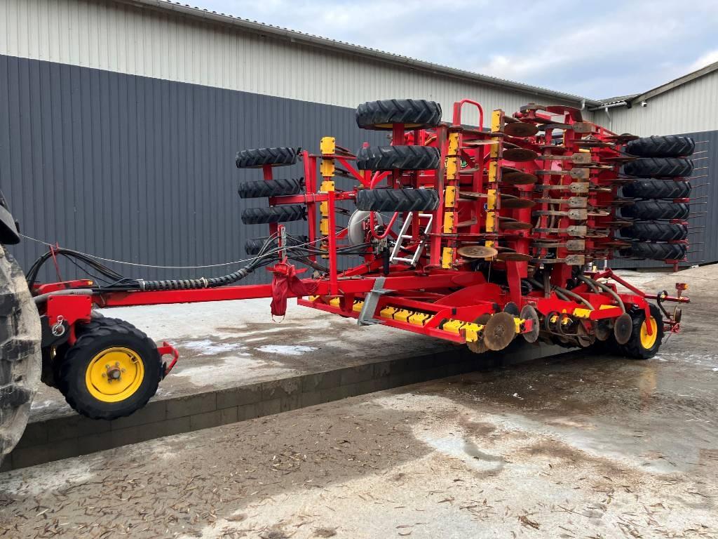 Väderstad RapidA600 条播机