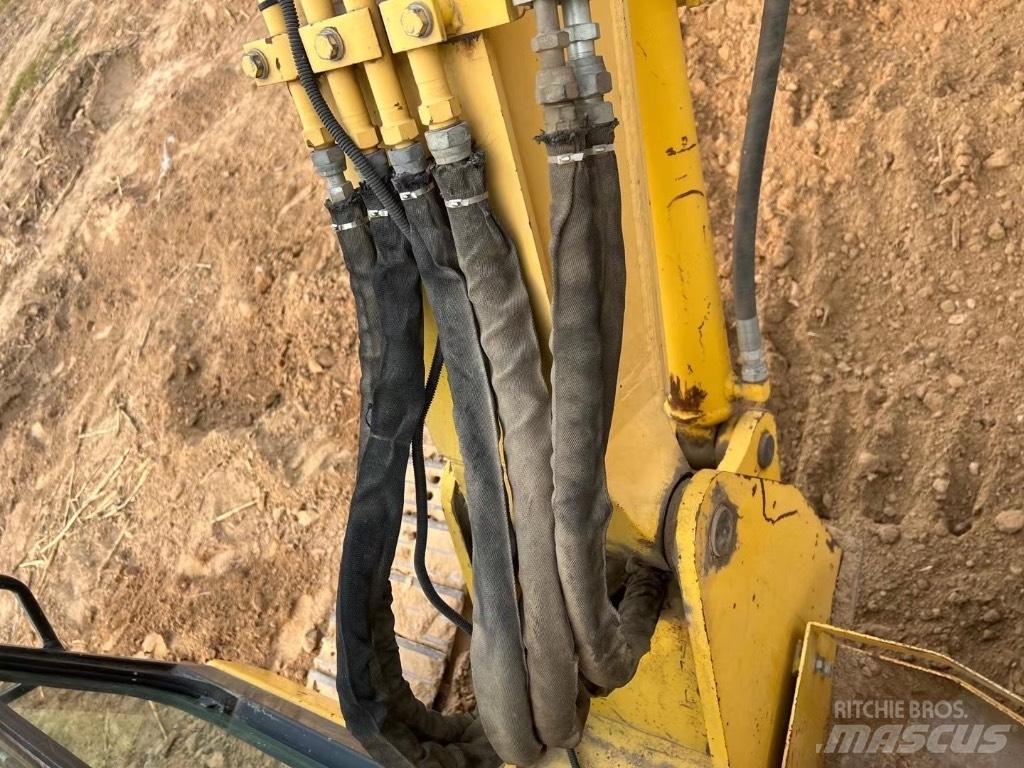 Komatsu PC58 中型挖掘机