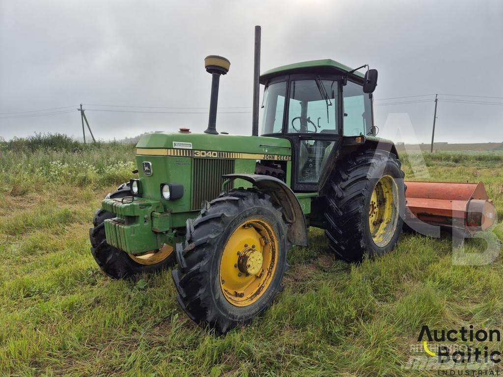 John Deere MFWD 拖拉机/农用车