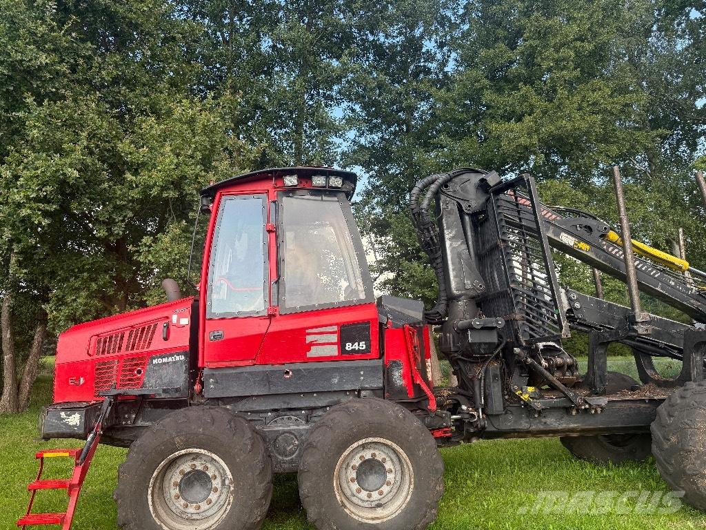 Komatsu 845 集运机