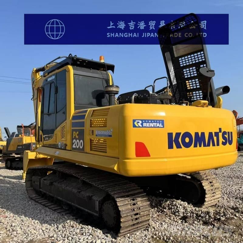 Komatsu PC 200 履带挖掘机