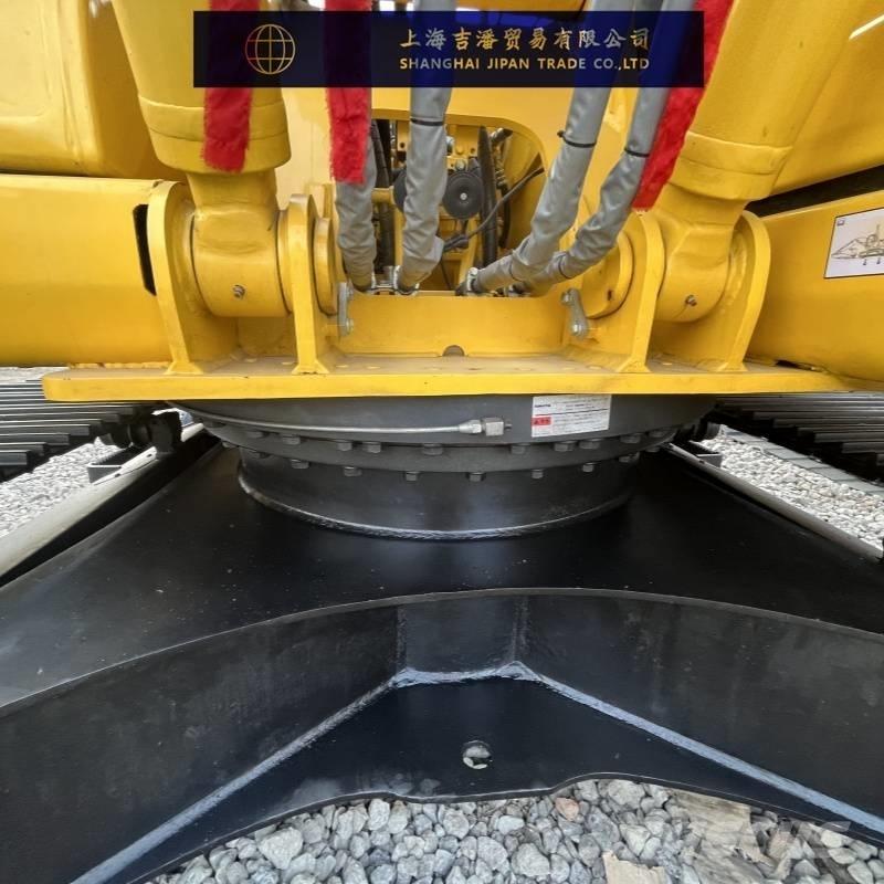 Komatsu PC 200 履带挖掘机