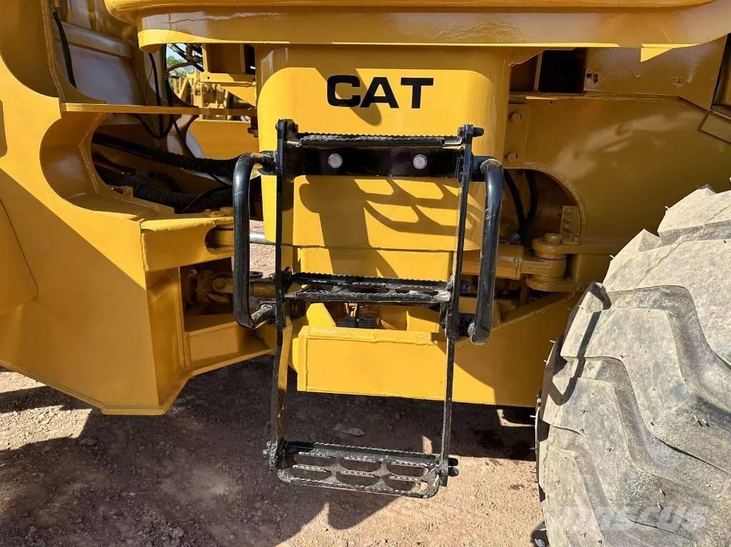 CAT 966H 轮式装载机