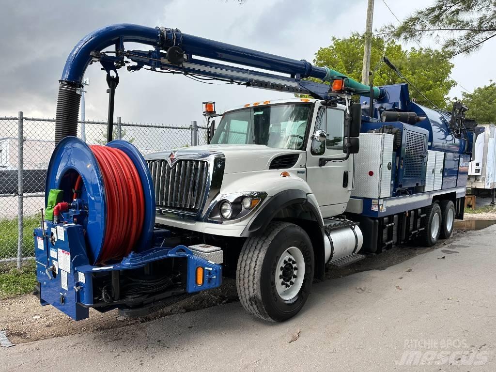 International 7500 组合/真空油槽车