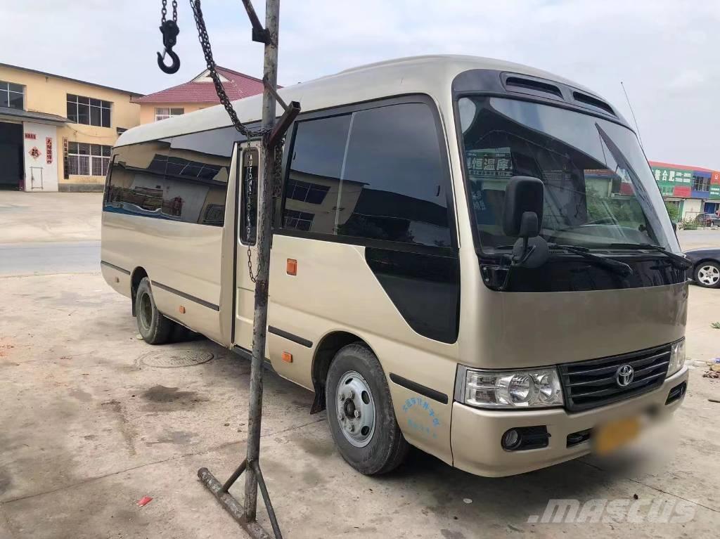 Toyota Coaster Bus 迷你巴士