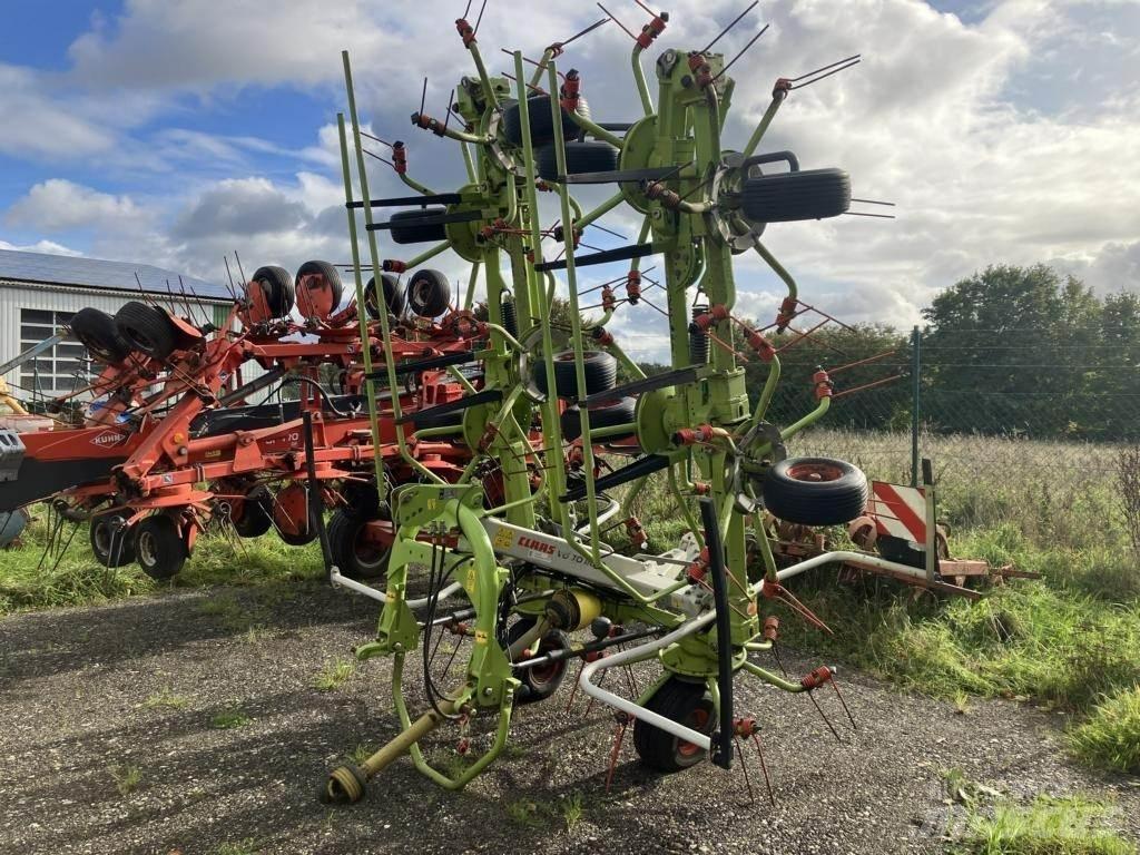 CLAAS VOLTO 1100 犁耙和摊草机