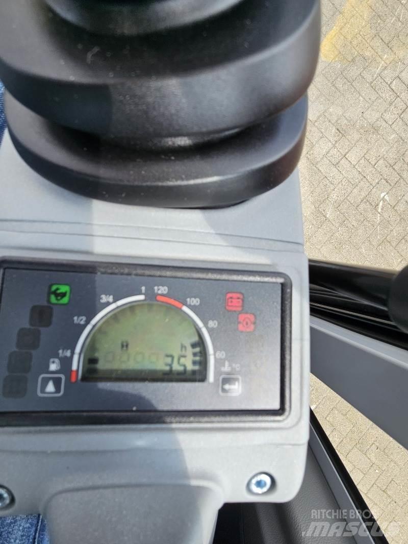 Wacker ET 24 小型挖掘机