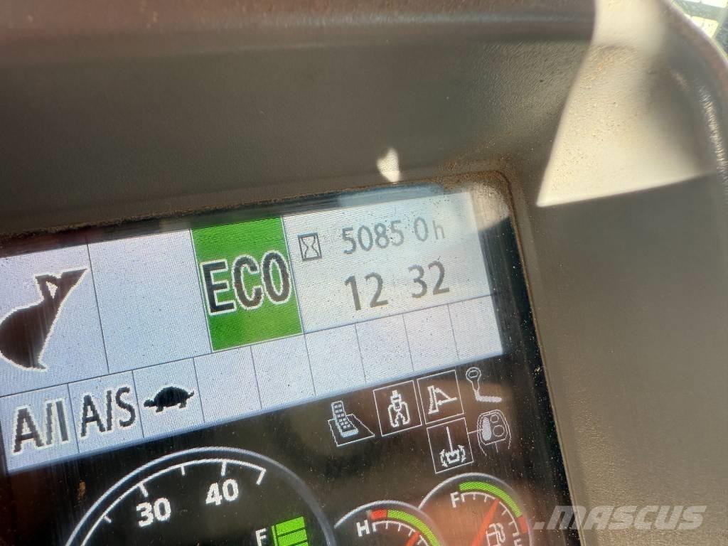 Hitachi ZX 140 W-6 轮式挖掘机