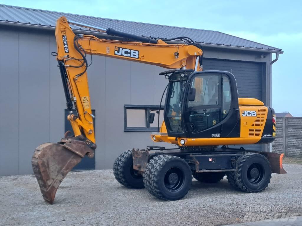 JCB JS145 W 轮式挖掘机