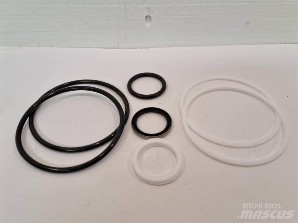  FMG/Ösa 8580123 底盘和悬架