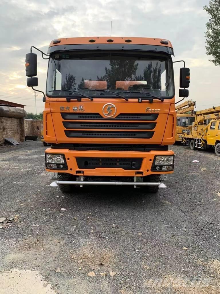 Shacman F3000 6X4 水罐车