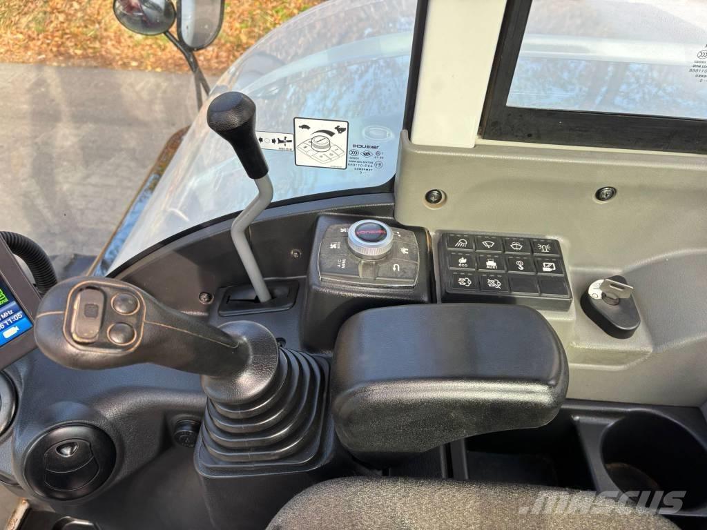 Takeuchi TB 370 小型挖掘机