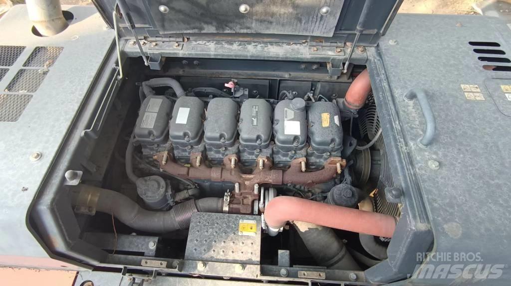 Doosan DX 530 LC-5 履带挖掘机