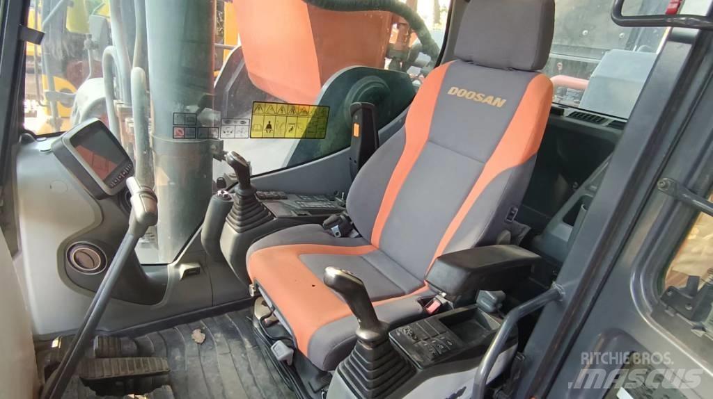 Doosan DX 530 LC-5 履带挖掘机