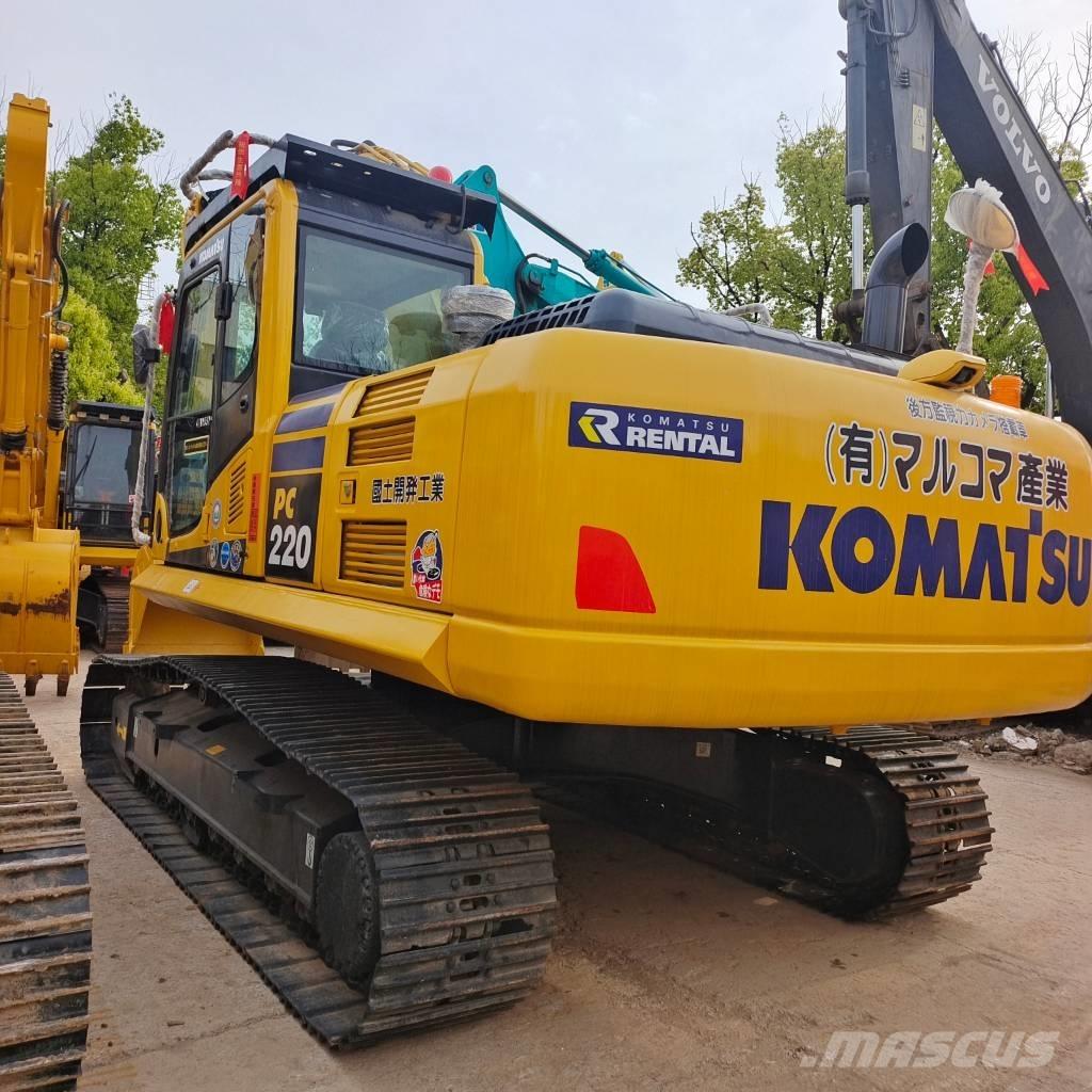 Komatsu PC 220-8 履带挖掘机