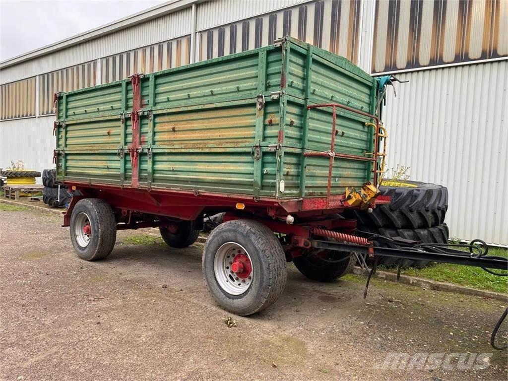 Agromet T-149 自卸拖车