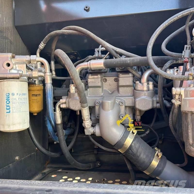 Hitachi ZX 200-3 履带挖掘机