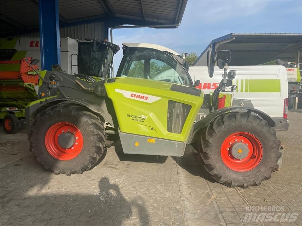 CLAAS Scorpion 756 电动叉车