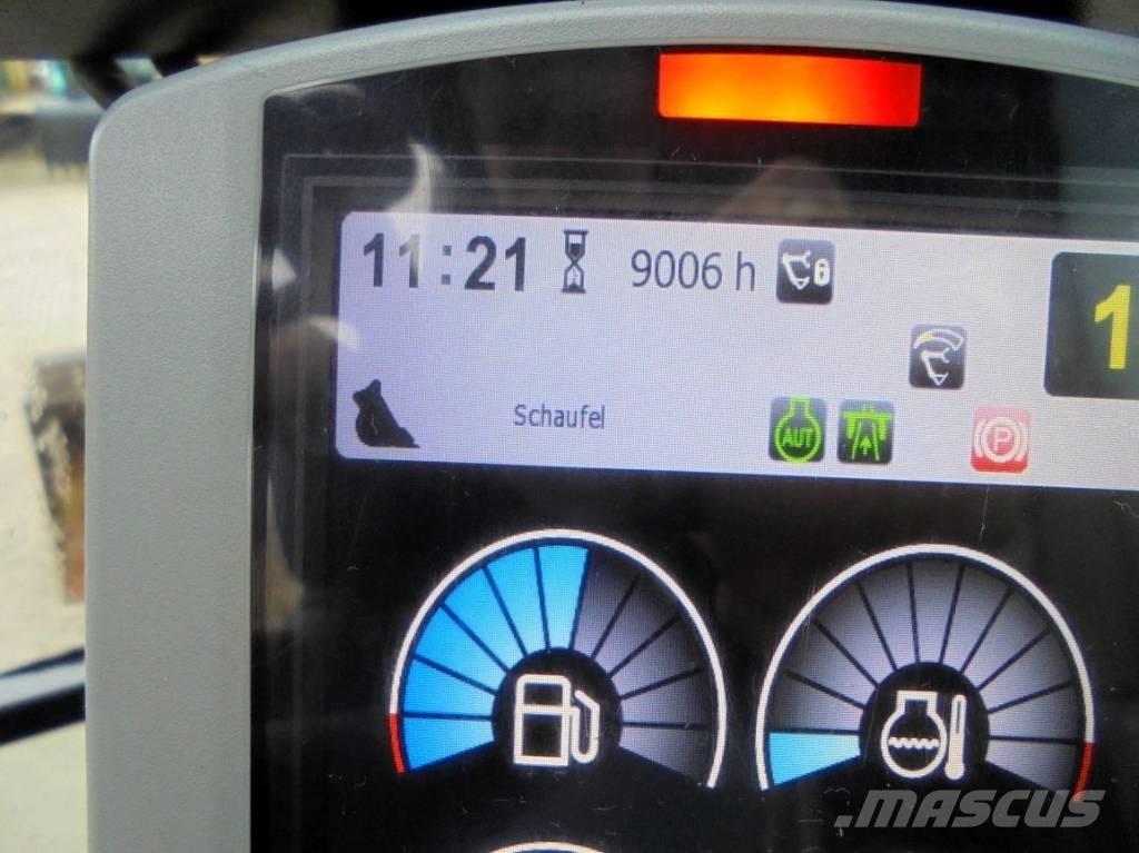 CAT M 318 F 轮式挖掘机