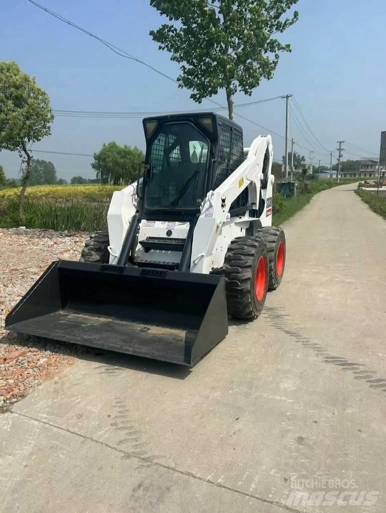 Bobcat S 330 滑移装载机