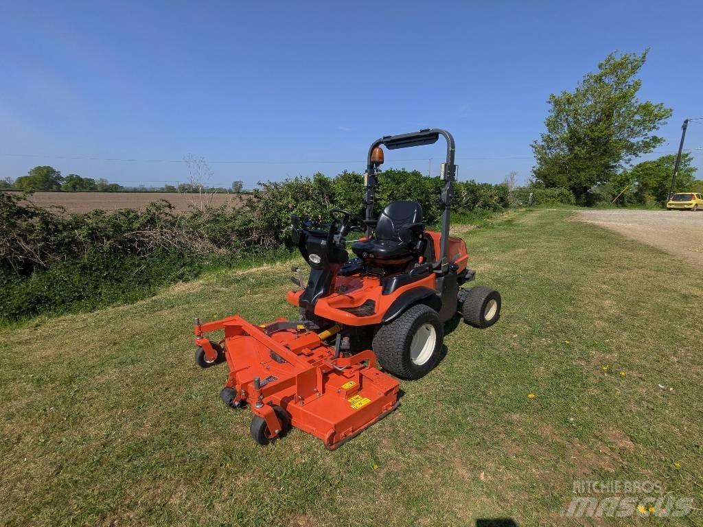 Kubota F 3890 骑乘式割草机