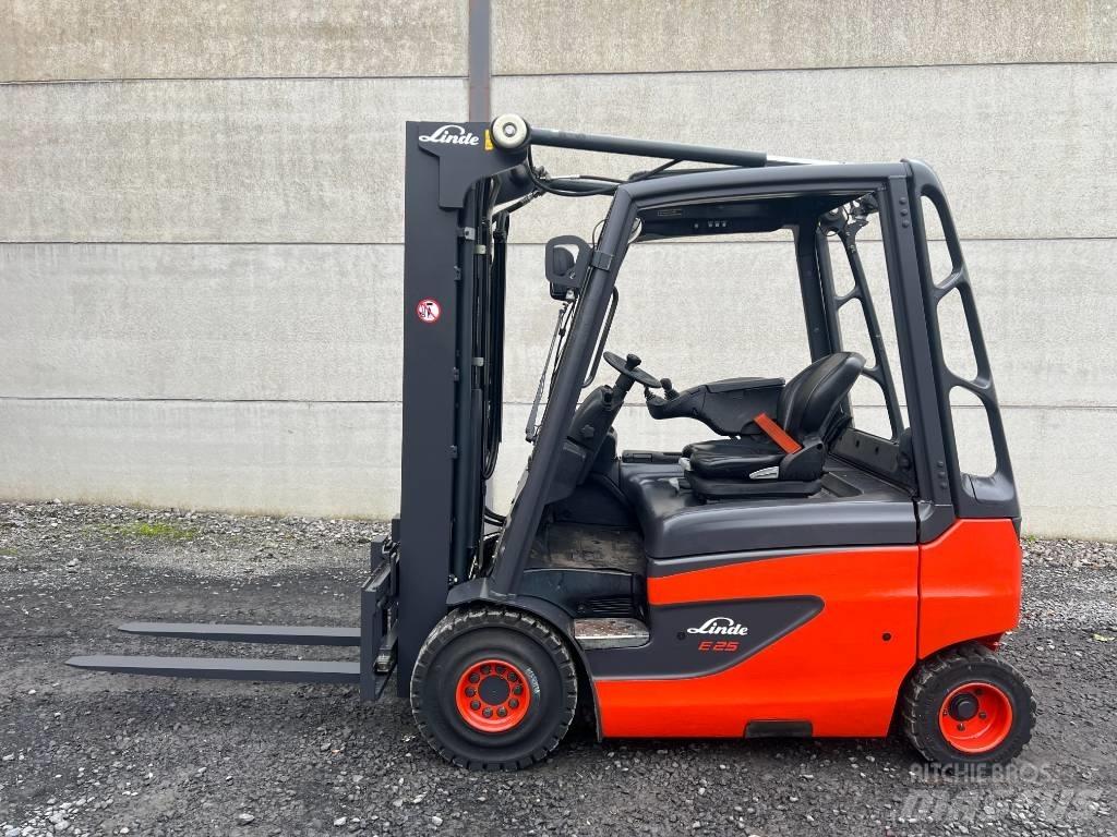 Linde E25-01 电动叉车
