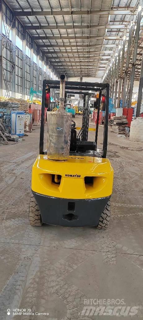 Komatsu FD 30 T-14 柴油叉车