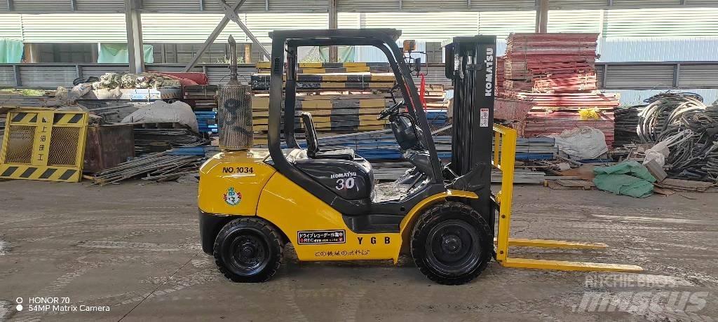 Komatsu FD 30 T-14 柴油叉车