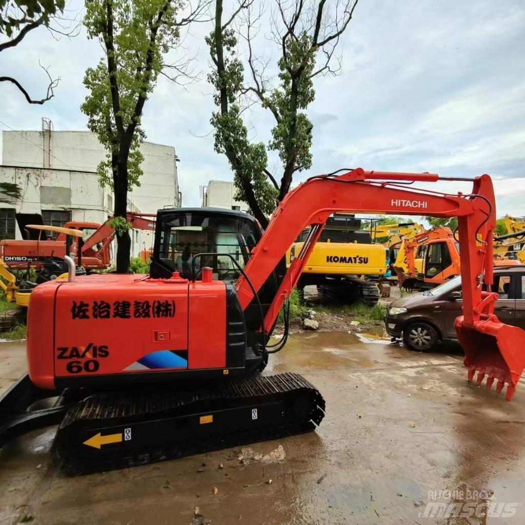 Hitachi ZX 60 小型挖掘机