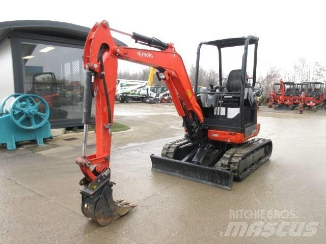 Kubota U 27-4 小型挖掘机