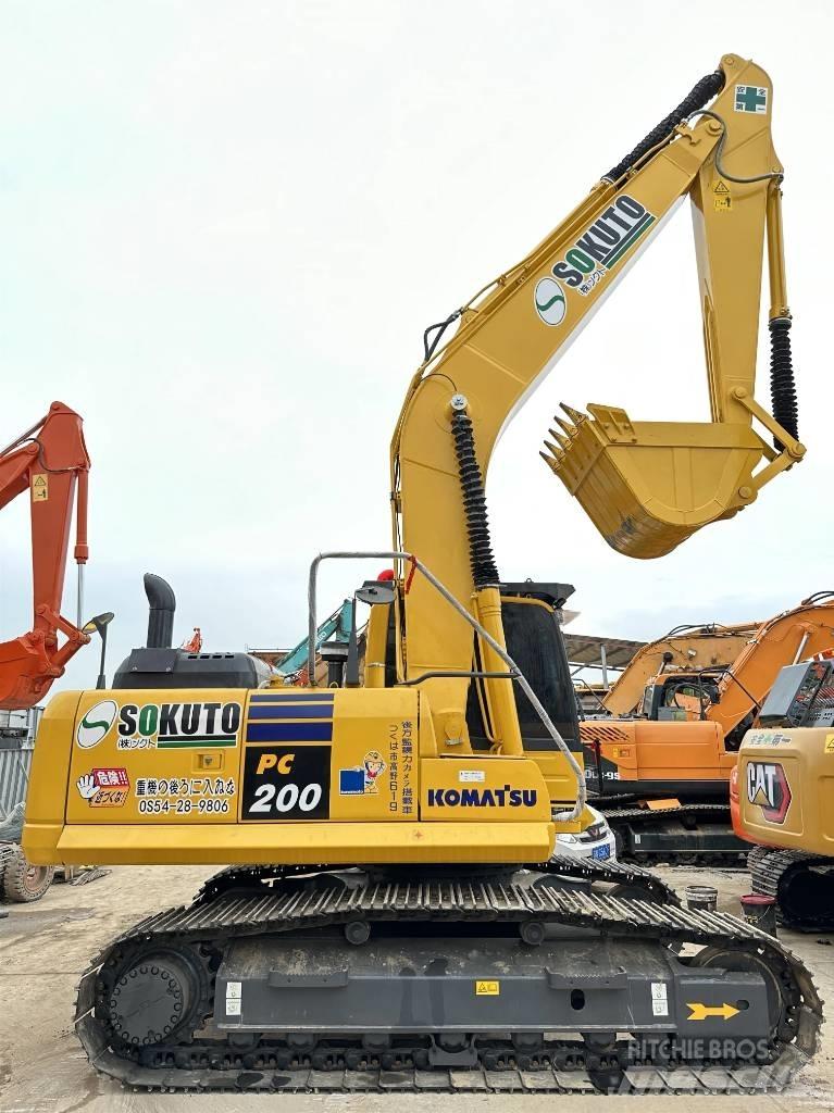 Komatsu PC200-8 履带挖掘机