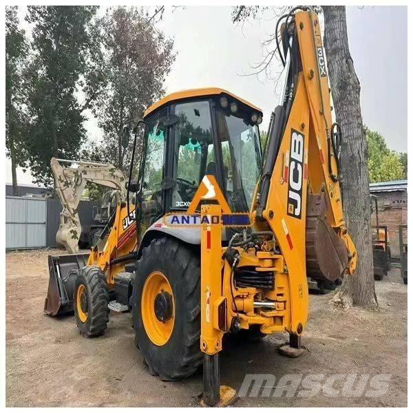 JCB 3 CX 反铲装载机