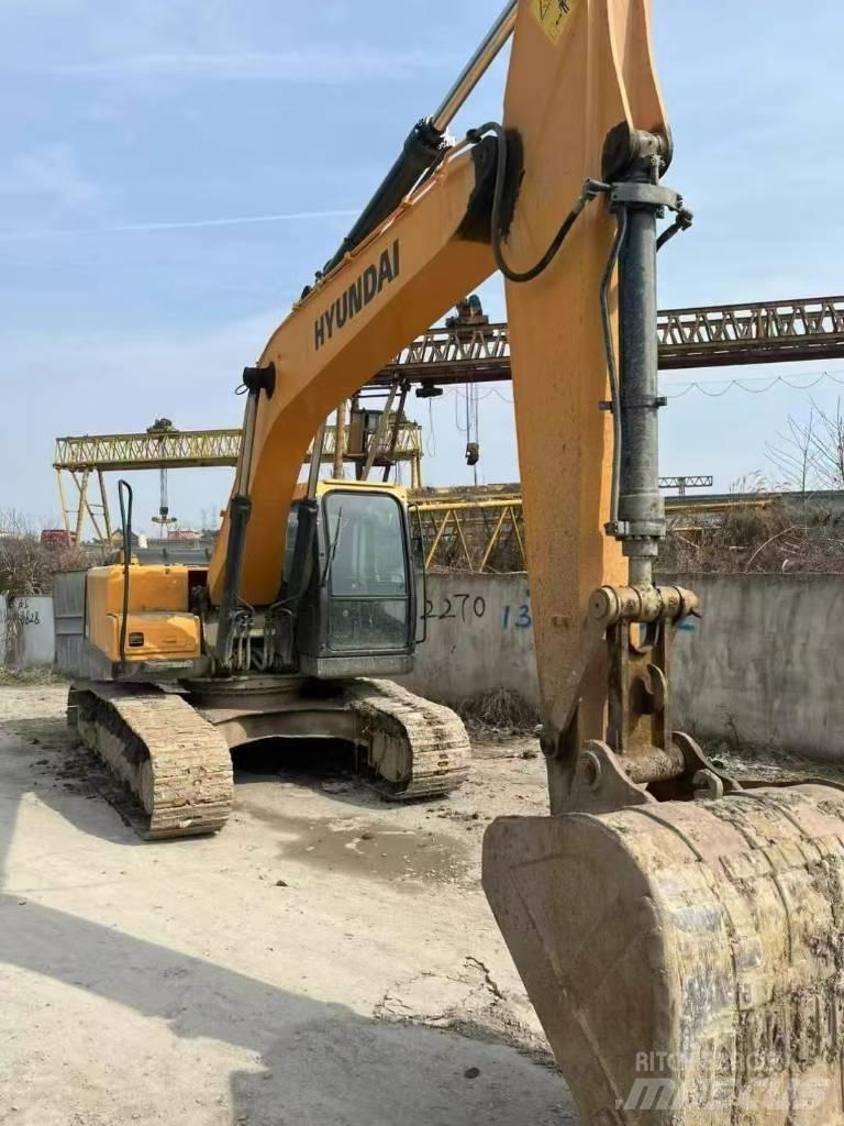 Hyundai 215VS 履带挖掘机