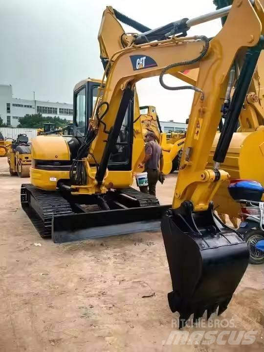 CAT CAT304CR 履带挖掘机