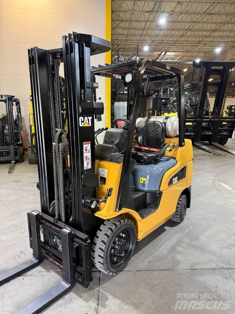 CAT FGC25N 其他叉车