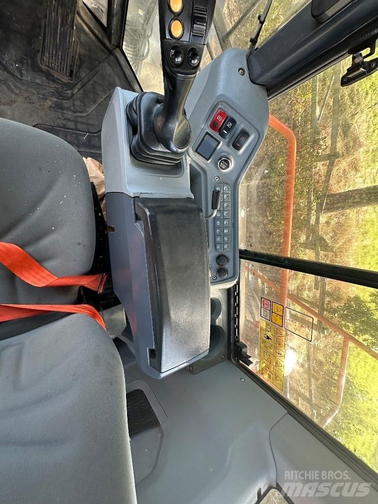 Doosan DL480-7 轮式装载机