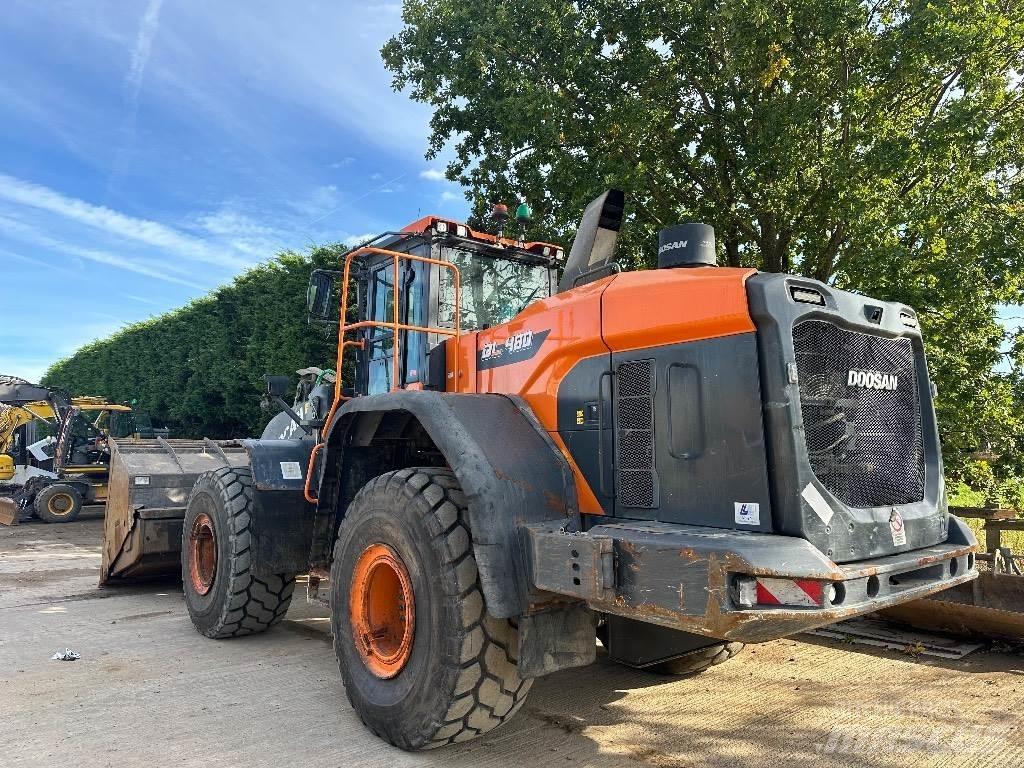 Doosan DL480-7 轮式装载机