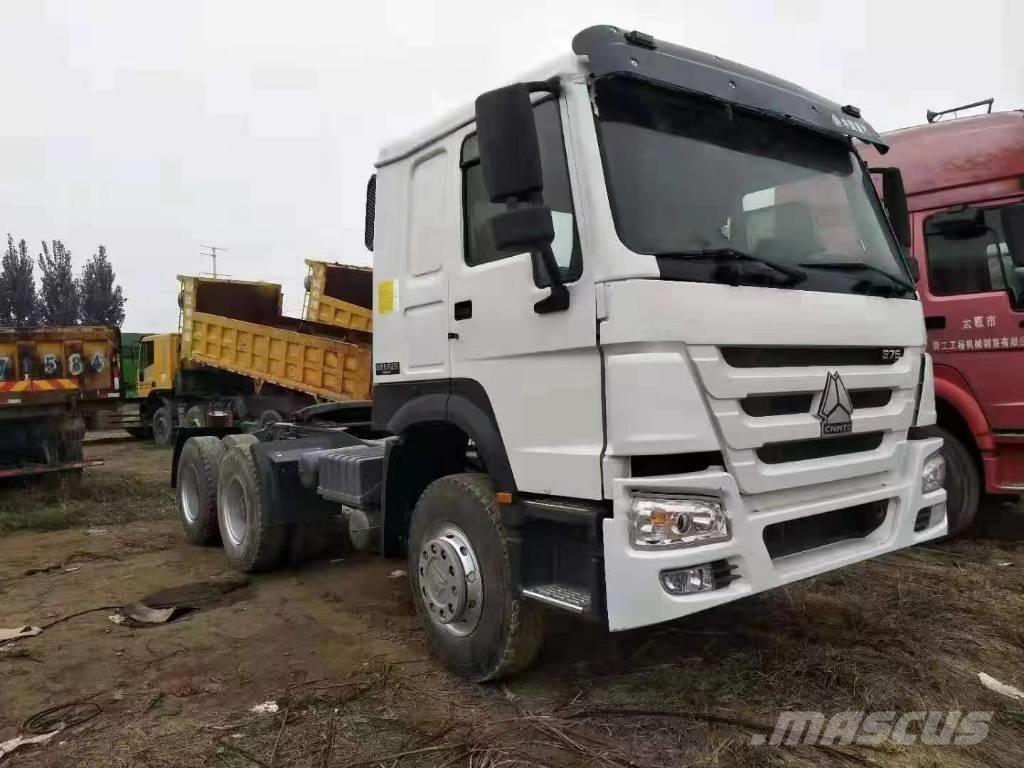 Howo 375 牵引车