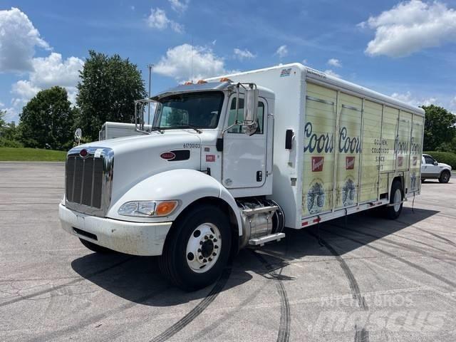 Peterbilt 337 饮料运输车
