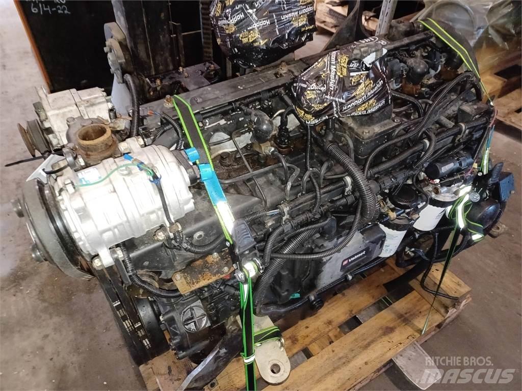Komatsu 860.4 发动机