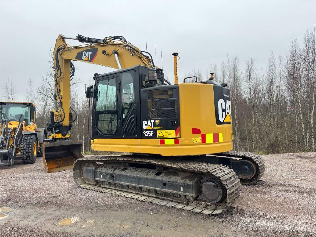 CAT 325 履带挖掘机