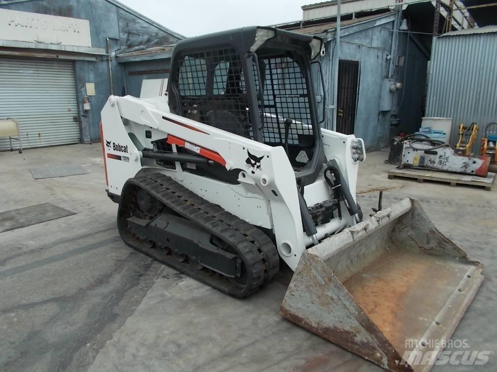 Bobcat T550 滑移装载机