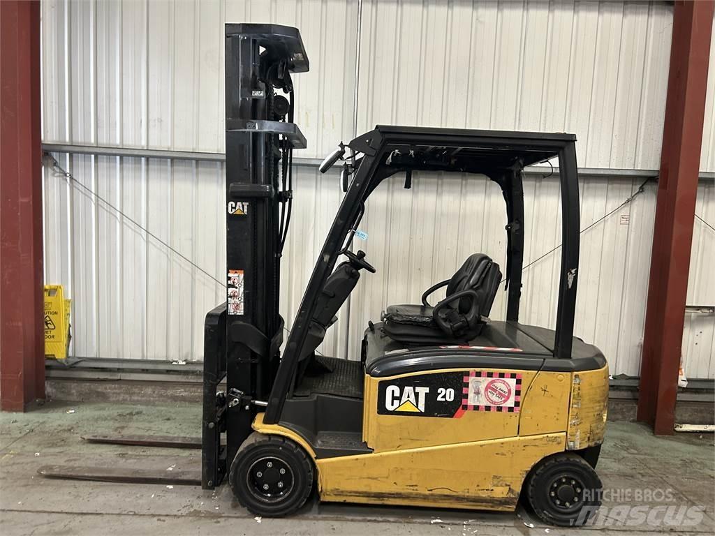CAT EP20PN 电动叉车
