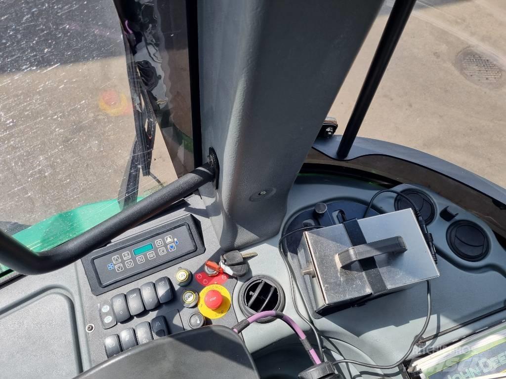 John Deere 1510G 集运机