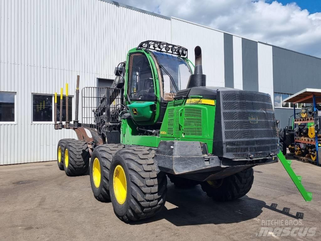 John Deere 1510G 集运机